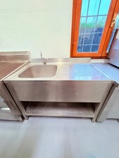 Lavello professionale con ripiano inferiore in acciaio inox per ristoranti