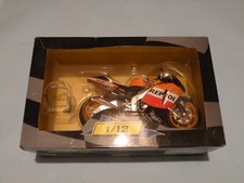 DIE-CAST HONDA RC211V VALENTINO ROSSI 2003 NUOVO/NEW BOX