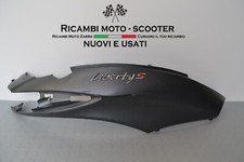 Fiancata posteriore destra