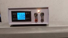Alimentatore da banco - -,