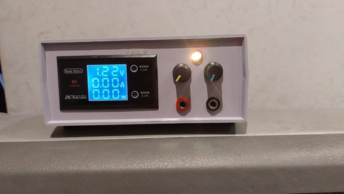 Alimentatore da banco - -,