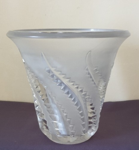 Lalique france très joli - lalique,