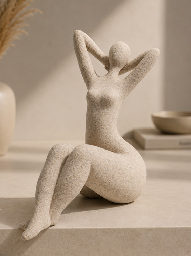 Scultura donna grande astratta