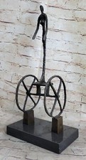 Scultura in bronzo di Gia