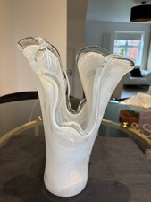 Vaso in vetro etichettato