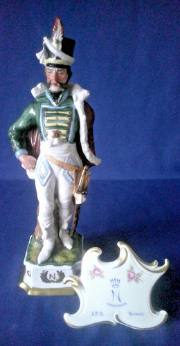 Statuina militare soldato