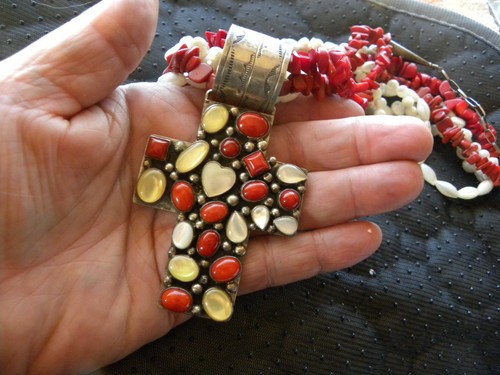 Collana con ciondolo croce