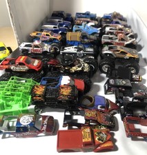 Hot Wheels Monster Jam Trucks scala 1:64 lotto di 17 ++ rari Monster Trucks