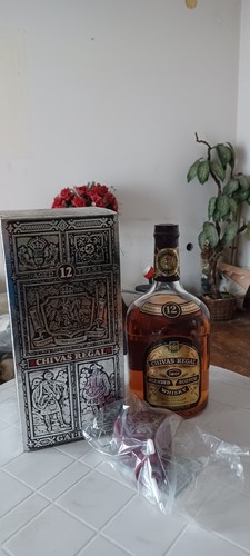Chivas regal one gallon 78 - gallon, 3,78