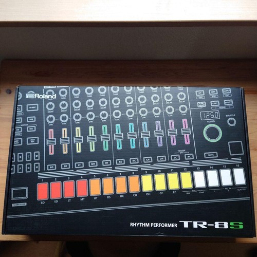Roland aira series - roland, tr-8s