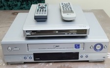 LG LV2395 VIDEOREGISTRATORE VHS VINTAGE , PIÙ LETTORE DVX 268 MAJESTIC.