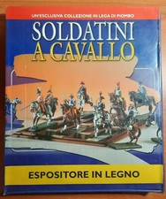 ESPOSITORE IN LEGNO SOLDATINI