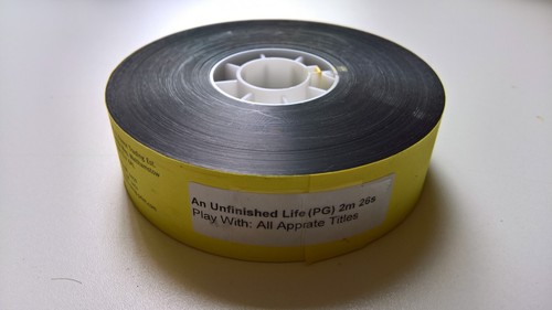 Unfinished life 35mm - (2005),
