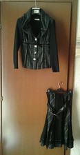 tailleur completo elegante nero e argento con giacca e gonna con godè  come foto