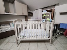 lettino con sbarre/culla e