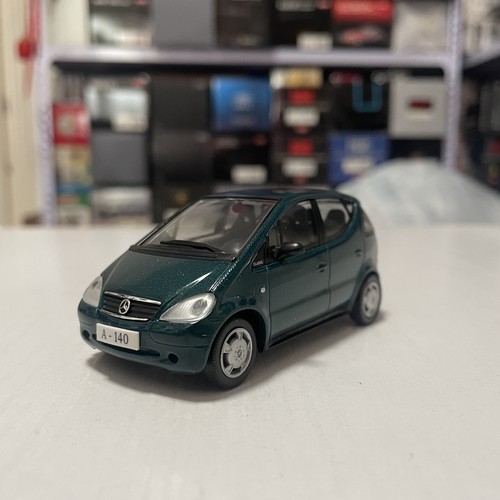 Herpa mercedes benz - 1:43,