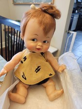 Bambola di ciottoli vintage