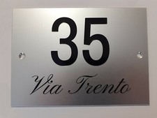 TARGA NUMERO CIVICO 150X110 ALLUMINIO ANODIZZATO ARGENTO O NERO PERSONALIZZATA