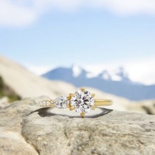 Anello di fidanzamento con