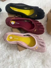 Nuove scarpe da yoga Vibram