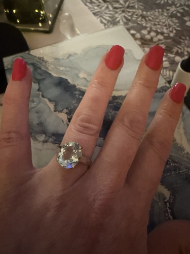 Bellissimo anello grande