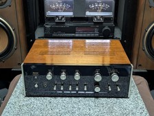 Amplificatore stereo integrato