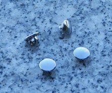 LOW-PROFILE CHROME BUMPER