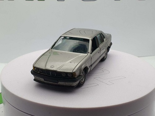 Bmw 735i e32 gama - 735i, 1/43