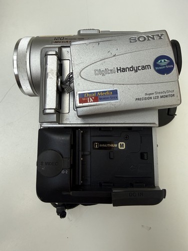 Sony handycam dcr pc100 - sony,