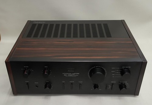 Amplificatore stereo integrato