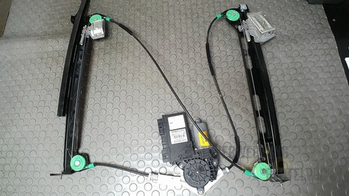 Alzavetro elettrico anteriore