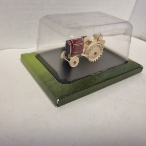 Trattori collezione universal - trattori,