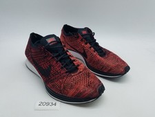 Scarpe da corsa Nike Flyknit Racer da uomo taglia 10,5 rosso gallo di fuoco