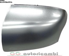 CALOTTA PER FORD FOCUS 05-07 VERS CON FRECCIA CROMATA DESTRA