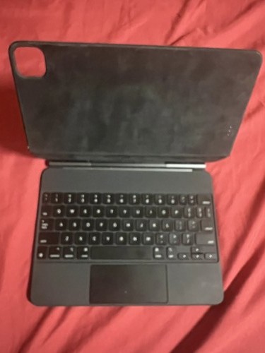 Apple magic keyboard - magic,