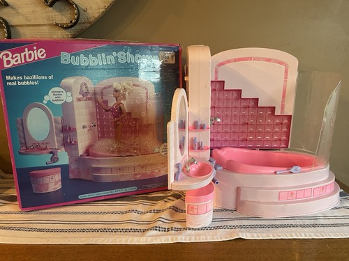 Barbie 1992 bubblin - "bubblin', shower"