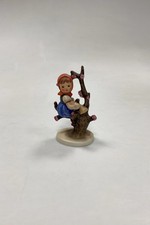 Figurina In Porcellana Di