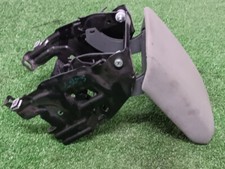 BRACCIOLO CENTRALE PER AUDI A4