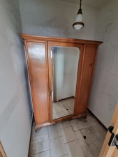 Armadio Antico in Stile Anta a