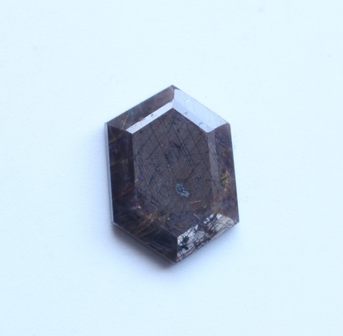 Pietra preziosa taglio - , a