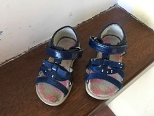 Sandaletti sandali vernice blu