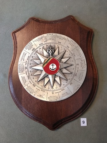 Crest legno rosa dei venti - in,