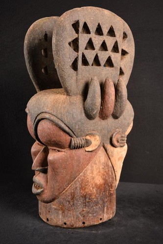 Autentico casco igbo - un,