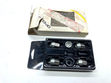 ORIGINALE OPEL Frontera A Monterey A set serratura cerchi 1008114 NUOVO