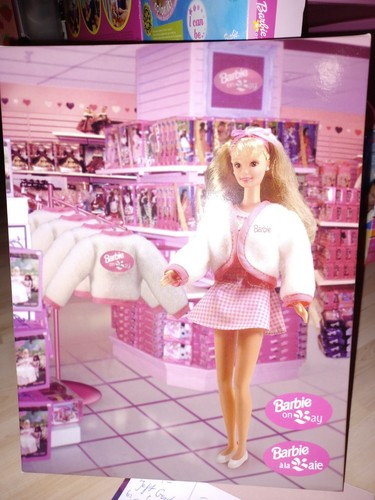 Barbie bambola sulla - bambola,
