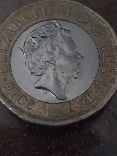 One pound 2016 - one,