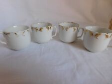 Set Di 4 Tazze In Porcellana