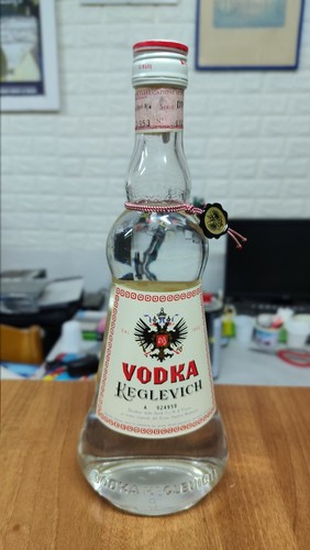 Vodka keglevich stock - keglevich, cl
