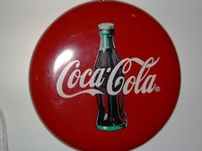 Tondo, bottone in ferro da muro o parete pubblicitario della coca-cola