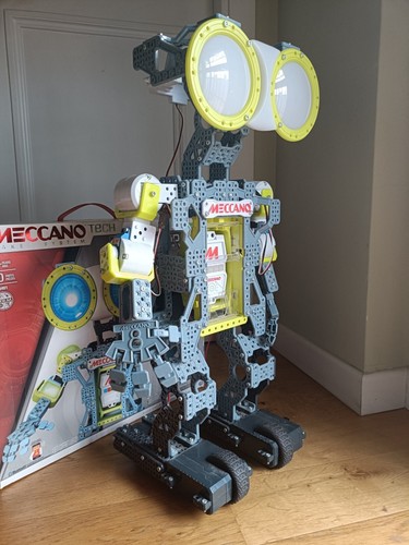 Meccano robot meccanoid g15 - robot,